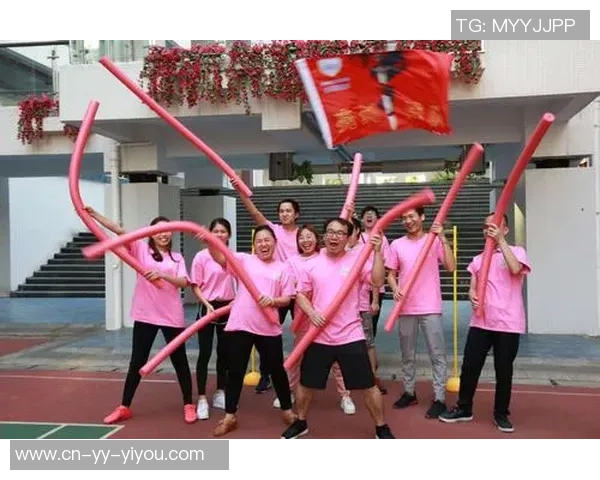 重庆滑板队战术解析：如何在比赛中提升团队协作与个人技巧